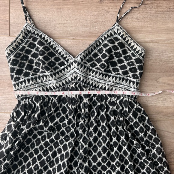 BCBG Maxazria black & off white dress with full skirt and sequin sparkle size 6 - Picture 10 of 13